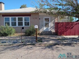 523 Ash St in Deming, NM - Building Photo