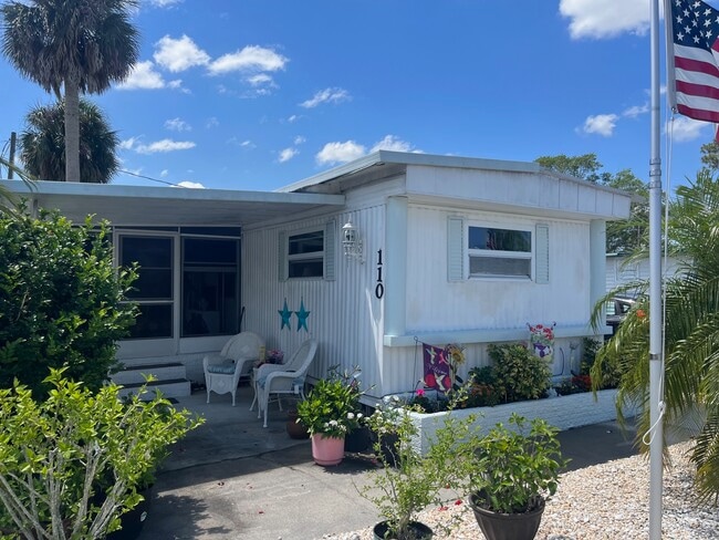 110 Amber Ave