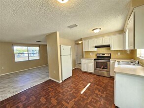 6324 Lomand Ave in New Port Richey, FL - Building Photo - Building Photo