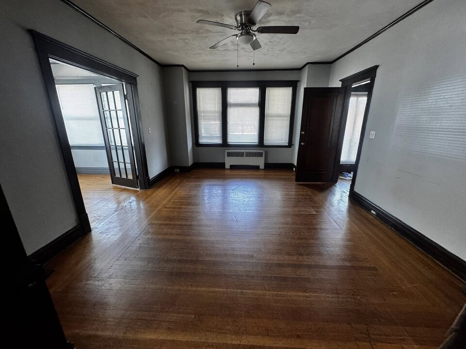 100 Eaton St, Unit 1 in Providence, RI - Foto de edificio