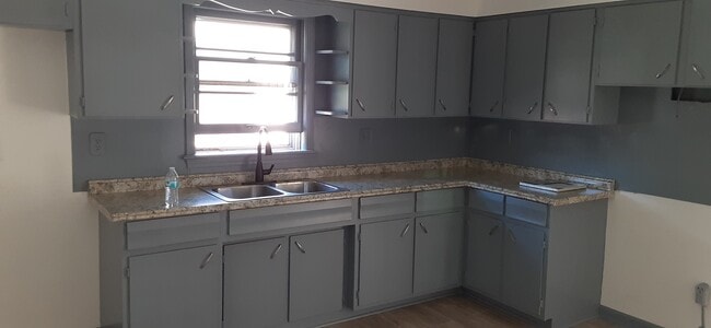 1909 Dubourg Ave, Unit House in Louisville, KY - Building Photo - Building Photo