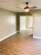 32 E 1st Ave in Latrobe, PA - Foto de edificio - Building Photo