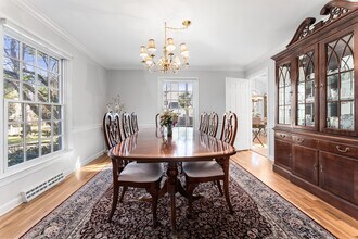 78 Meadow Rd in Greenwich, CT - Building Photo - Building Photo