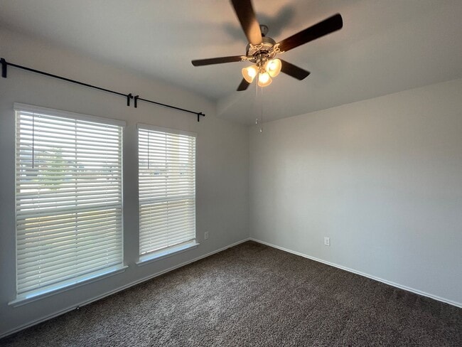 301 Saddleback Trl in Killeen, TX - Building Photo - Building Photo