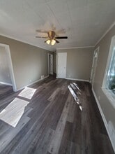 5445 N 54th St in Milwaukee, WI - Building Photo - Building Photo