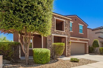 15543 W Jenan Dr in Surprise, AZ - Building Photo - Building Photo