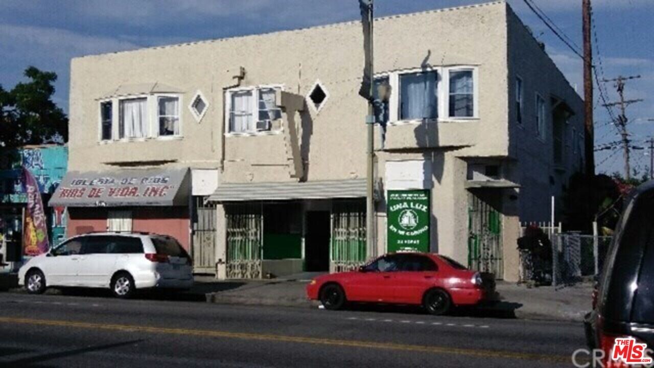 4706 S Vermont Ave in Los Angeles, CA - Building Photo