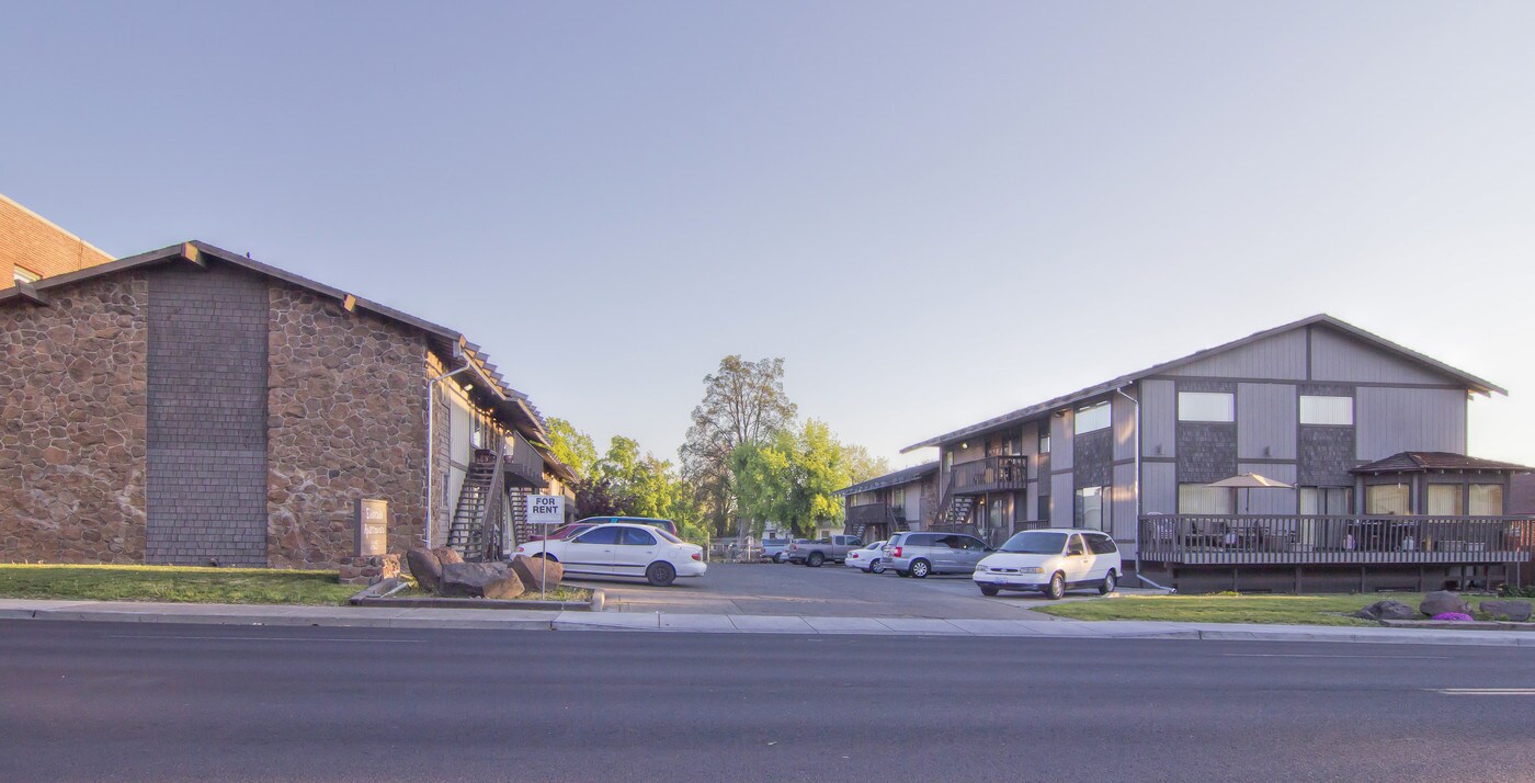 El Dorado Apartments in Yakima, WA - Foto de edificio