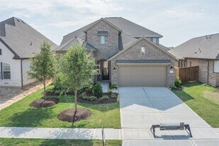 13727 Tranquila Vis Dr in Cypress, TX - Building Photo