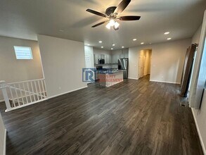 6634 N Cathay St in Denver, CO - Foto de edificio - Building Photo