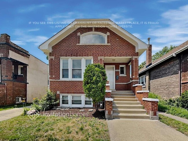 property at 2428 Ridgeland Ave
