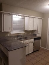 5410 King Manor Dr in Lake Dallas, TX - Building Photo - Building Photo