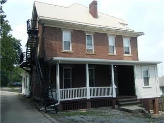 34 Grant St in Greensburg, PA - Building Photo - Building Photo