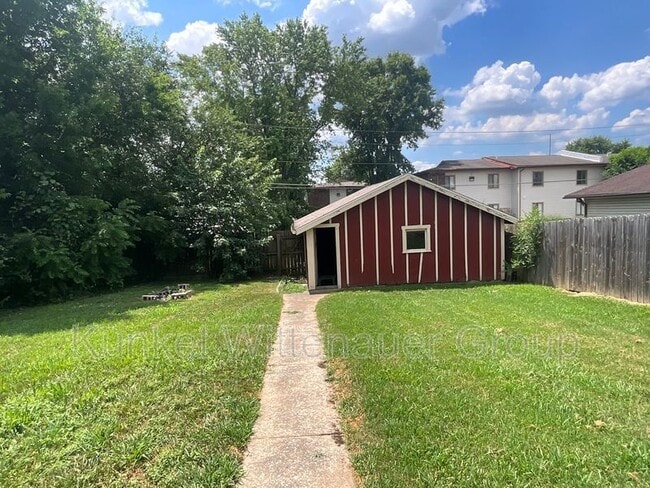 20 N 28th St in Belleville, IL - Building Photo - Building Photo