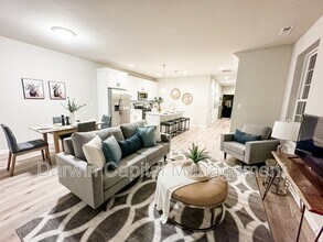 385 N Tuckahoe Rd in Monroe, NJ - Building Photo - Building Photo