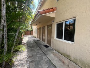 1419 SW 22nd Ave in Miami, FL - Building Photo - Building Photo
