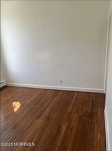 24 Bay Ave in Highlands, NJ - Building Photo - Building Photo