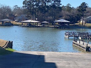 2112 Fm 3186-Unit -A4 in Onalaska, TX - Building Photo - Building Photo