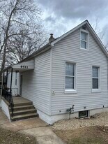9511 Gentry Ave in St. Louis, MO - Building Photo