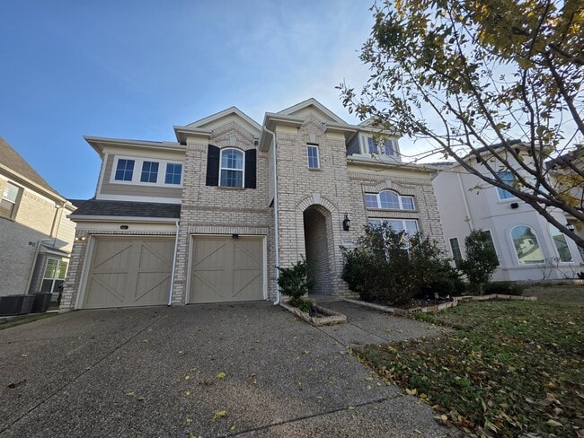 property at 5600 Snowberry Dr