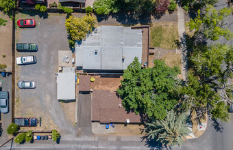 362 NW Riverside Blvd in Bend, OR - Building Photo - Building Photo