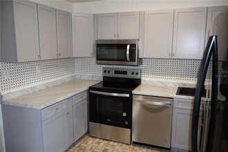 4212 W Bay Vista Ave in Tampa, FL - Building Photo - Building Photo