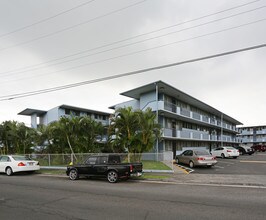 1101-1239 Kokea St in Honolulu, HI - Building Photo - Building Photo