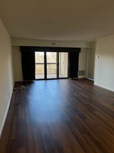 203 Yoakum Pky, Unit 203 Yoakum Pkwy Apt 919 in Alexandria, VA - Building Photo - Building Photo