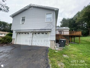 209 Eastgate Dr in Cheshire, CT - Building Photo - Building Photo