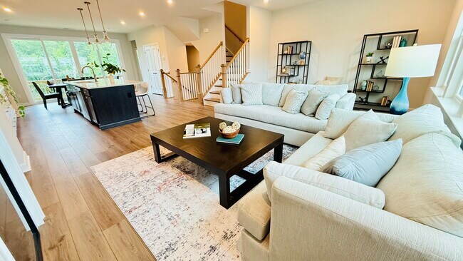 4720 Cypress Tree Ln in Raleigh, NC - Foto de edificio - Building Photo