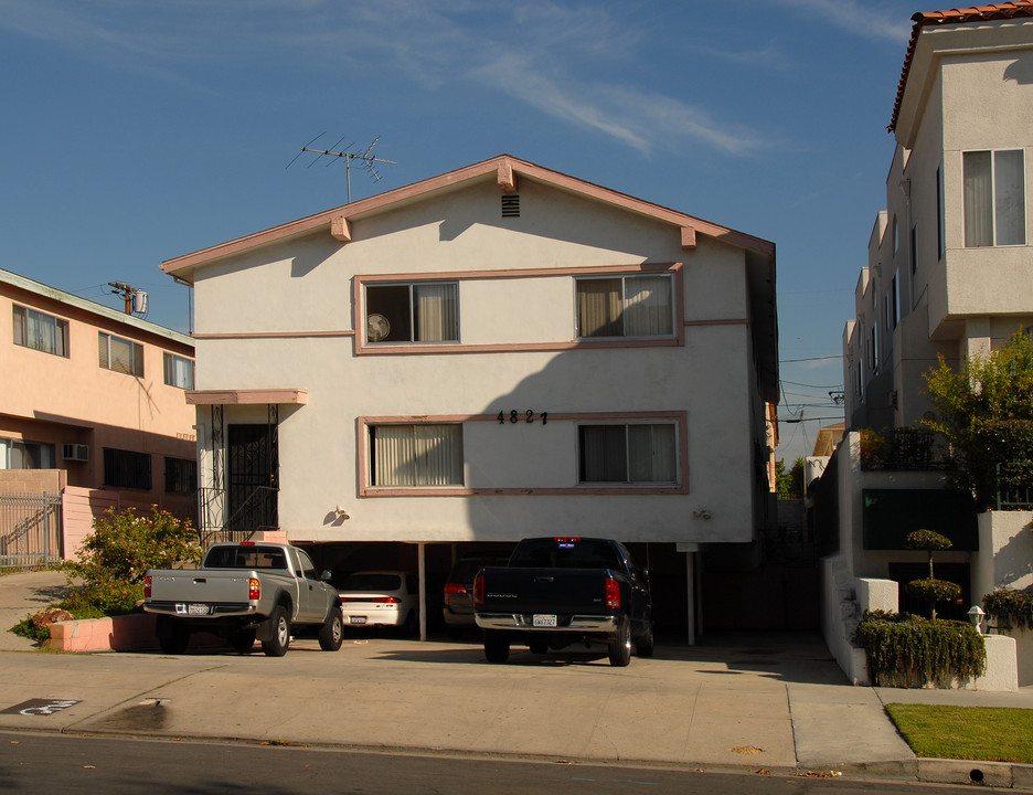 4827 Elmwood Ave in Los Angeles, CA - Building Photo