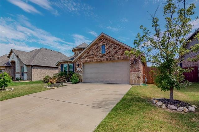 733 Ravenwood Dr in Saginaw, TX - Building Photo - Building Photo
