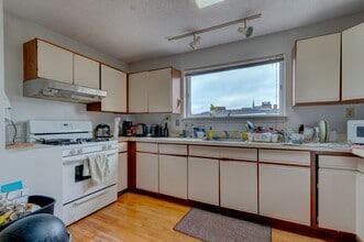 295 Humphrey St in New Haven, CT - Building Photo - Building Photo