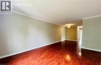 38 Autumn Pl in St Catharines, ON - Building Photo - Building Photo