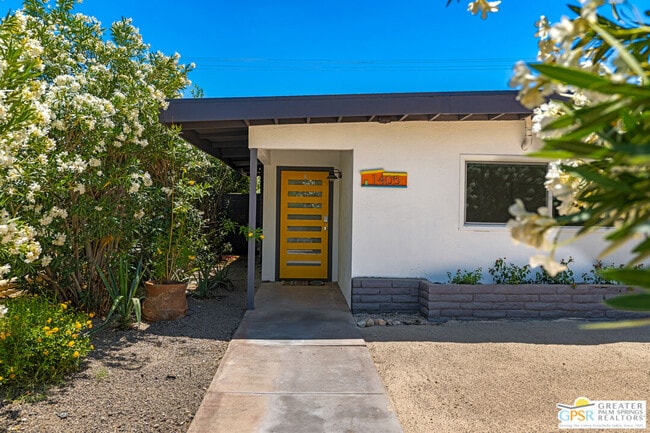 property at 1405 E Tachevah Dr