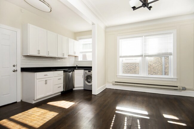 321 Kedzie St, Unit 3 in Evanston, IL - Building Photo - Building Photo