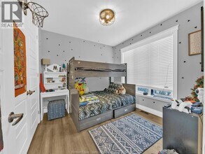 440 Brunmar Cres in Lakeshore, ON - Building Photo - Building Photo