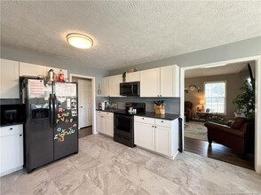 160 Drew St in Raeford, NC - Building Photo - Building Photo