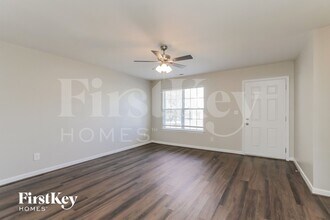 3031 Patriots Point Ln in Charlotte, NC - Foto de edificio - Building Photo