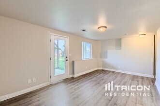 4318 Sunridge Dr in Loveland, CO - Building Photo - Building Photo