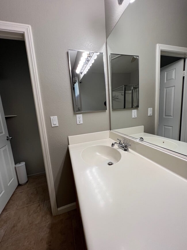 29762 Northshore St in Menifee, CA - Building Photo - Building Photo