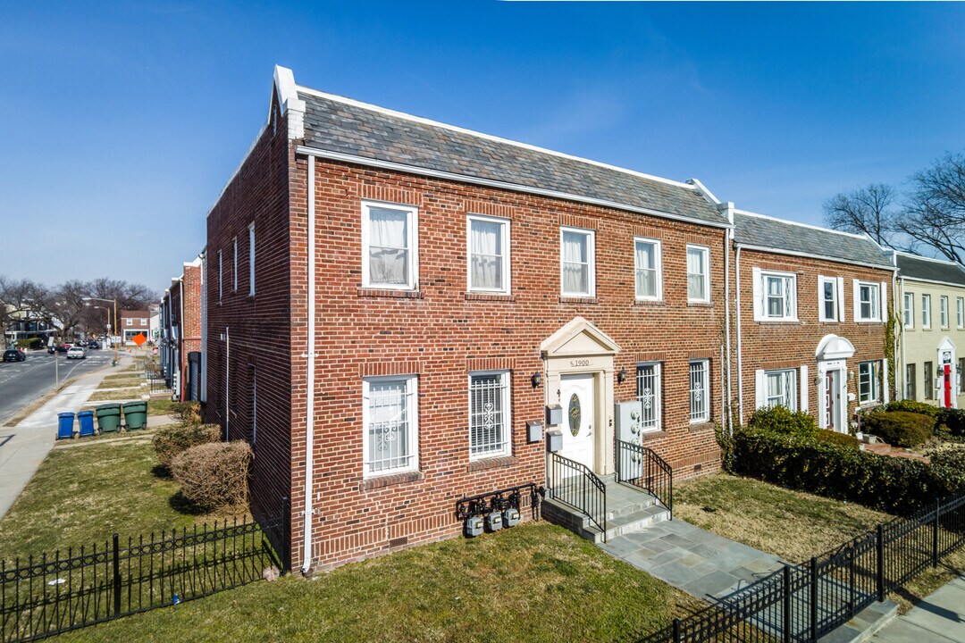 1900 Constitution Ave NE in Washington, DC - Building Photo