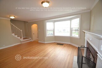 2904 N McVicker Ave in Chicago, IL - Building Photo - Building Photo