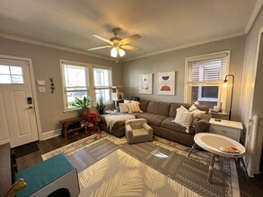 10 W Knight Ave in Collingswood, NJ - Foto de edificio - Building Photo