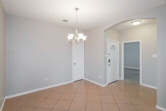2113 Beacon Way in Fort Worth, TX - Building Photo - Building Photo