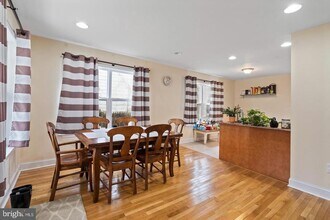 994 Upper Gulph Rd in Wayne, PA - Building Photo - Building Photo