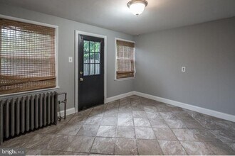 132 Krams Ave in Philadelphia, PA - Building Photo - Building Photo