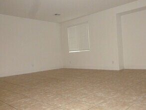 9689 Kampsville Ave in Las Vegas, NV - Building Photo - Building Photo