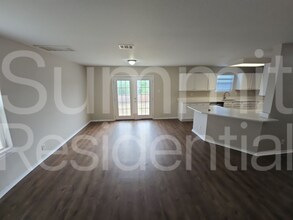 120 Beech Dr in Kyle, TX - Building Photo - Building Photo