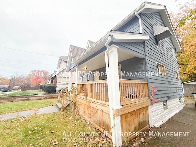 property at 575 Fernwood Dr